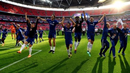   Chelsea se alzó en Wembley y conquistó la FA Cup ante Manchester United de Alexis 