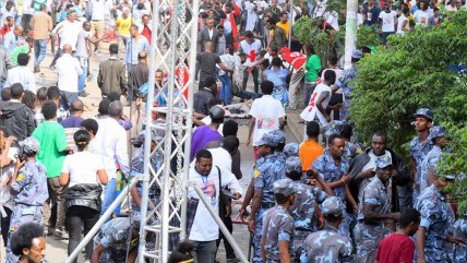 Un muerto y más de 150 heridos dejó ataque con granada en acto de primer ministro de Etiopía
