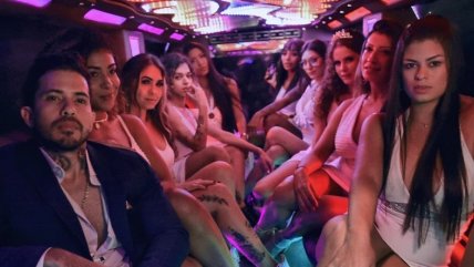  Modelo brasileño tiene ocho esposas: Quiere diez hijos  