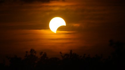   Así se vio el eclipse parcial de sol en distintas partes del planeta 
