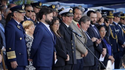   Presidente Boric y Michelle Bachelet encabezaron ceremonia de egreso de la FACh 