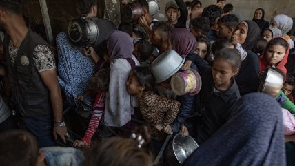  Reabren panaderías en Gaza tras la llegada de harina  