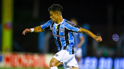   Gremio de Alexander Aravena volvió a los triunfos contra Bahía 