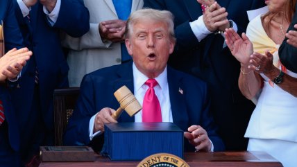   Trump impuso aranceles de hasta el 40% a Sudáfrica, Malasia y otros 10 países 