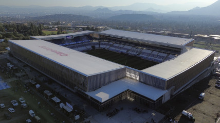   Universidad Católica anunció la cancelación del amistoso con Uruguay en el Claro Arena 