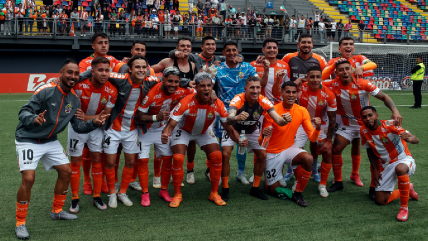  Cobresal anunció la salida de tres de sus jugadores  