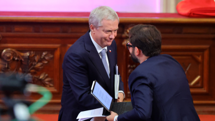   Boric y Kast chocan sobre ciencia e infancia en el inicio del Congreso Futuro 