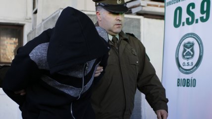   Recuperan patrimonio robado de la Catedral de Santiago y detienen a imputado 