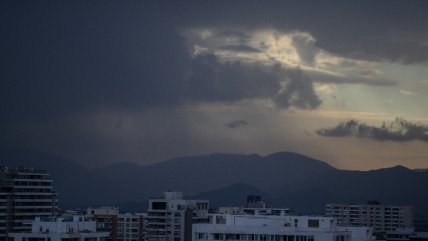   Meteorología desestima pronósticos de lluvia para la Región Metropolitana 