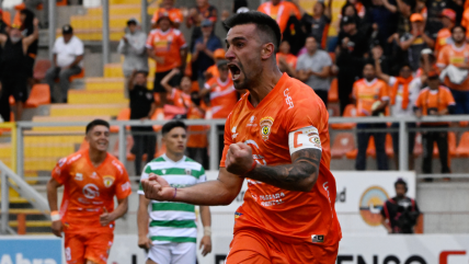   Cobreloa reaccionó y arrancó en el Ascenso con una remontada ante Temuco 