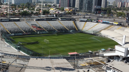   Estado de la cancha del Monumental tiene en alerta a Colo Colo antes del Superclásico 