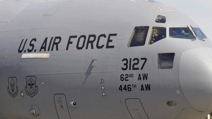   Aterrizó nuevo vuelo con 34 chilenos deportados desde Estados Unidos 