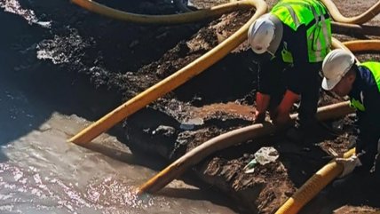   Aguas Antofagasta denuncia riesgo de corte masivo tras intervención ilegal en infraestructura crítica 