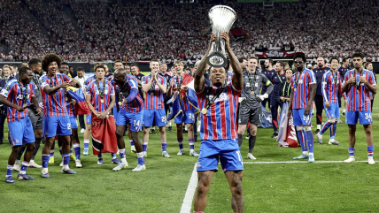   Los festejos de Crystal Palace como flamante campeón de la Conference League 