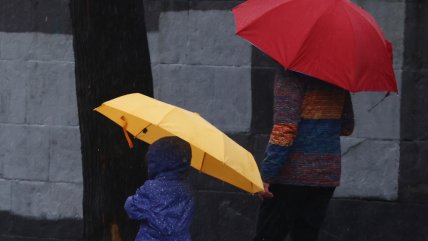  Nueva semana invernal promete viento y lluvia para Biobío y descanso frío en Santiago  
