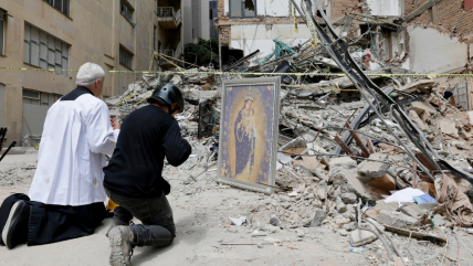   Cifra de muertos por terremoto en Colombia sube a 294 