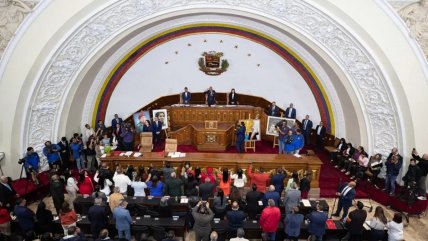   Parlamento venezolano destituye al presidente del Grupo de Amistad con EE.UU. 