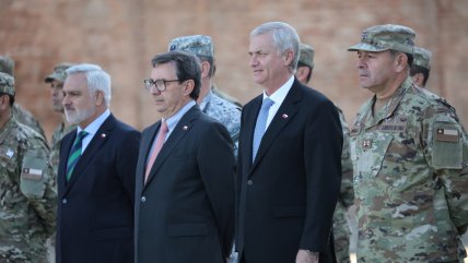   Tras impasse con Argentina, Kast y Barros presenciarán ejercicios militares en Magallanes 