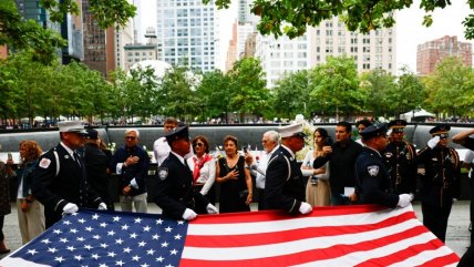   Un cuarto de siglo después, Estados Unidos recuerda a las víctimas del 11-S 