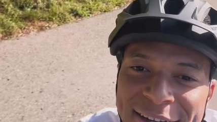   Mbappé desafío a Mourinho y publicó un vídeo montando en bicicleta mientras se recupera 