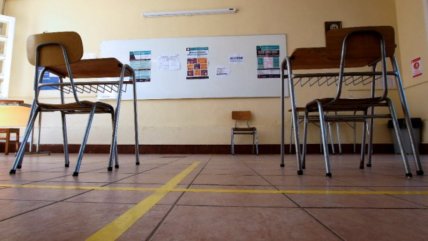   Aluvión: Mineduc suspendió clases en 10 comunas de la RM 